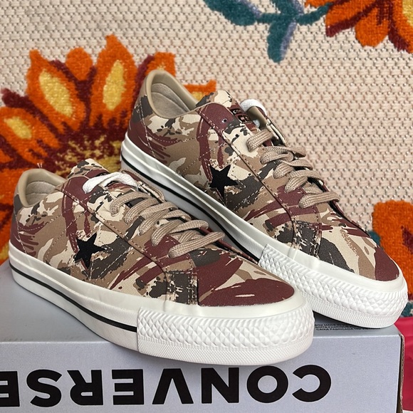 Converse A03679C
ONE STAR PRO OX
VINTAGE KHAKI/BLACK/EGRET
WMNS sneakers - Picture 8 of 16